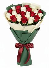 Букет Микс из красных и белых роз #REPLACE_PRED# Беляную Гору