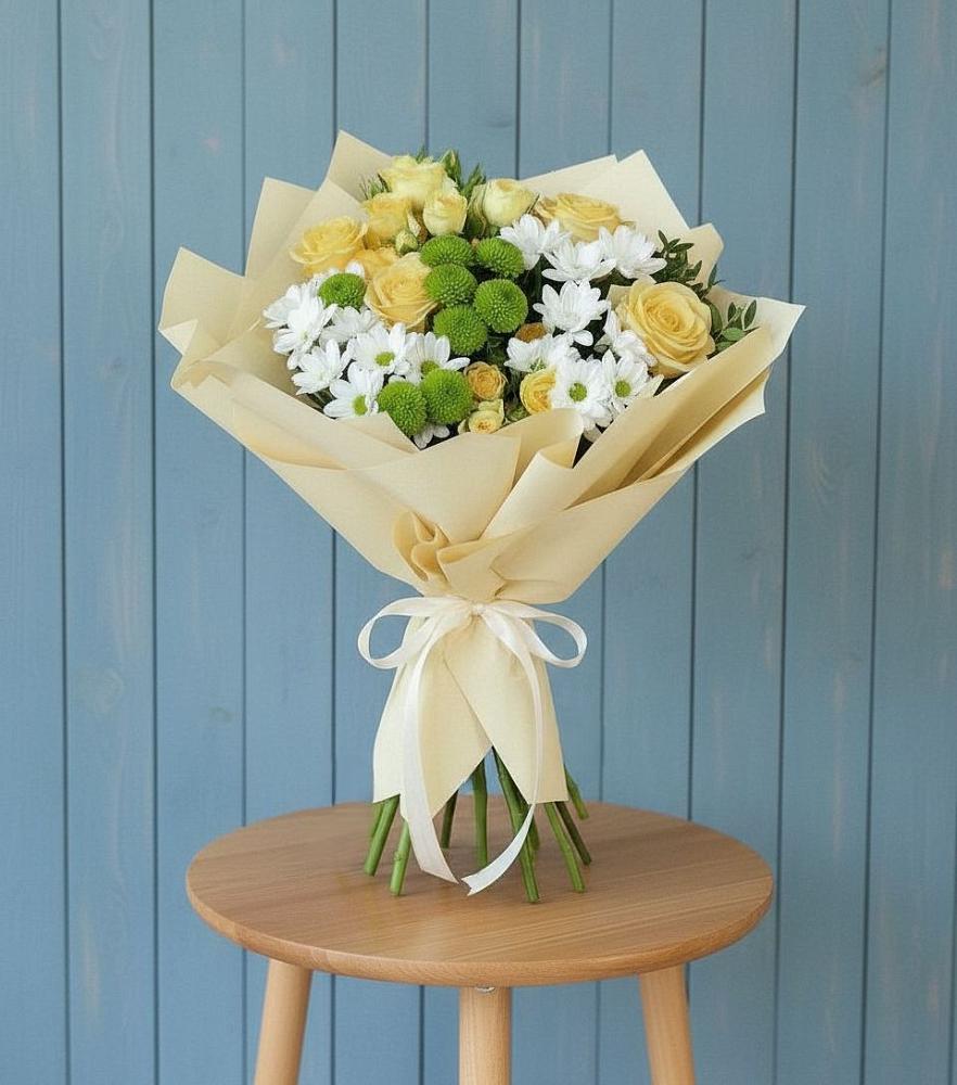 Букет цветов из: Хризантемы и Розы в Беляную Гору