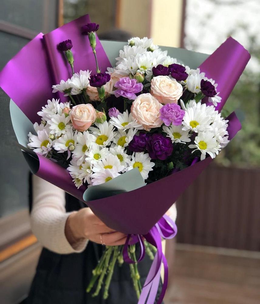 Букет цветов из: Хризантемы, Гвоздики и Розы в Беляную Гору