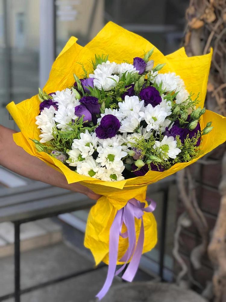 Букет цветов из: Ирисы, Хризантемы и Ромашки в Беляную Гору