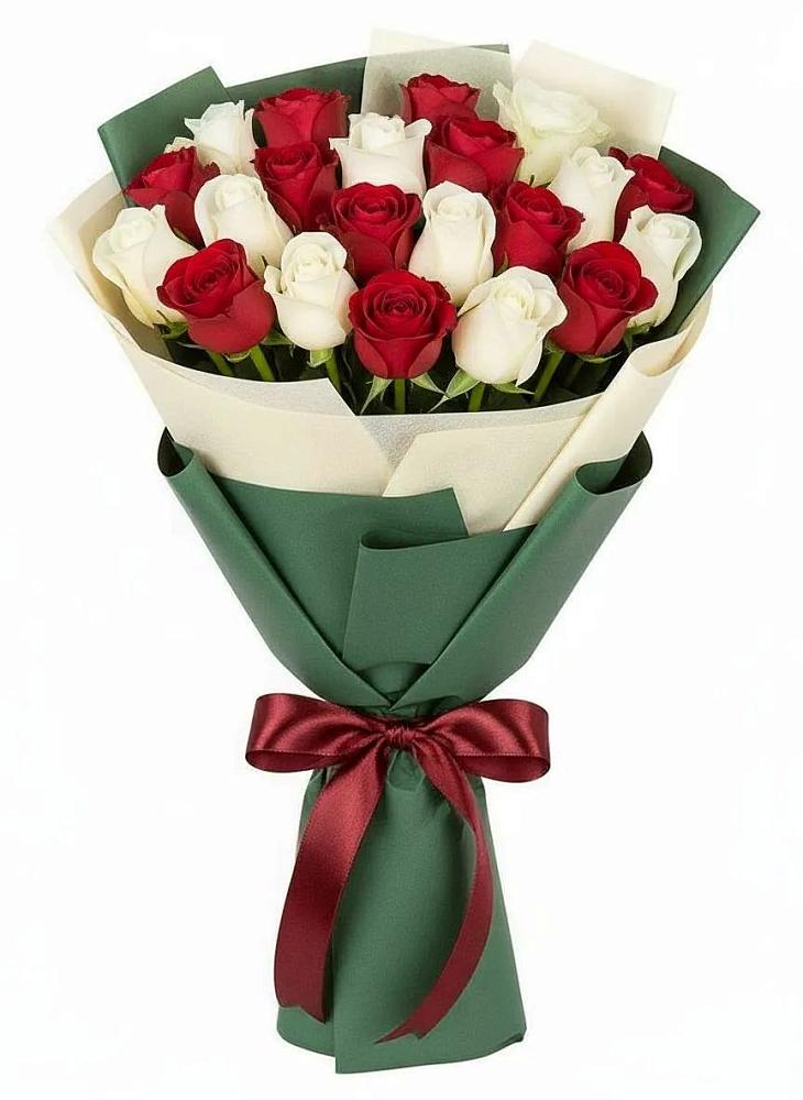 Букет Микс из красных и белых роз в Беляную Гору