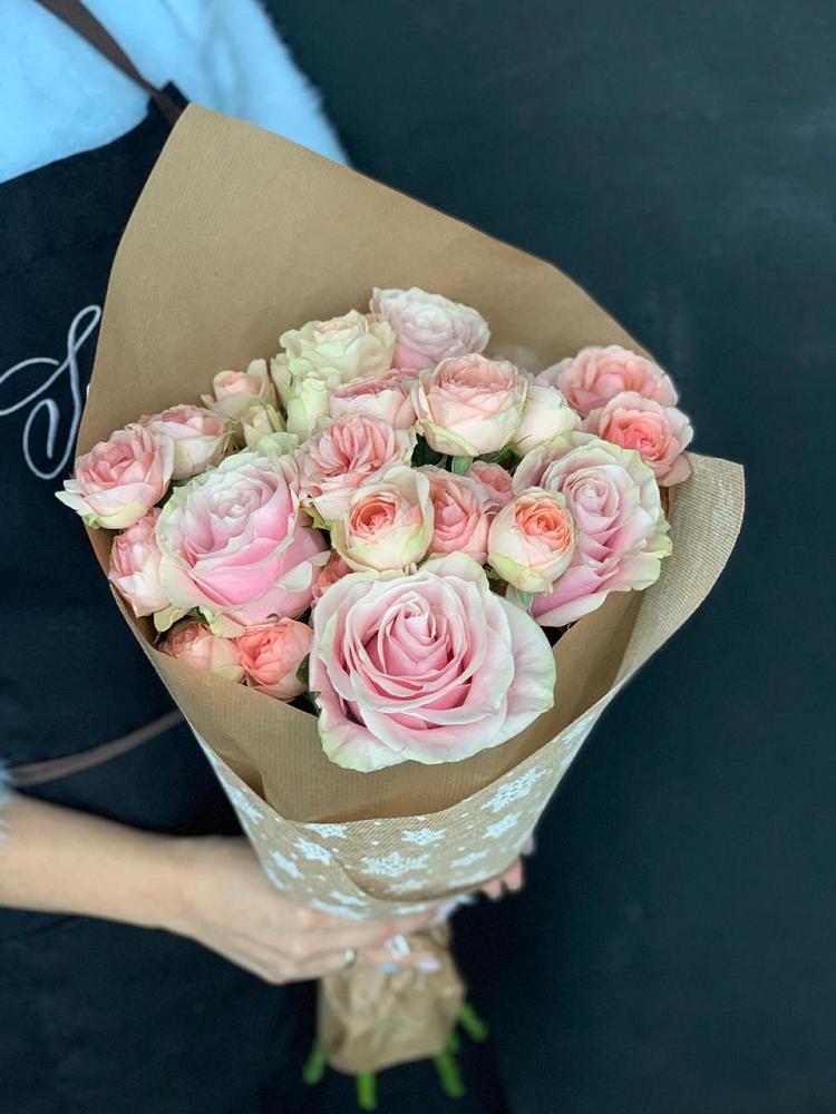 Букет цветов из: Хризантемы и Розы в Беляную Гору