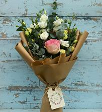 Букет цветов из:  Розы и Лизиантусы в Беляную Гору
