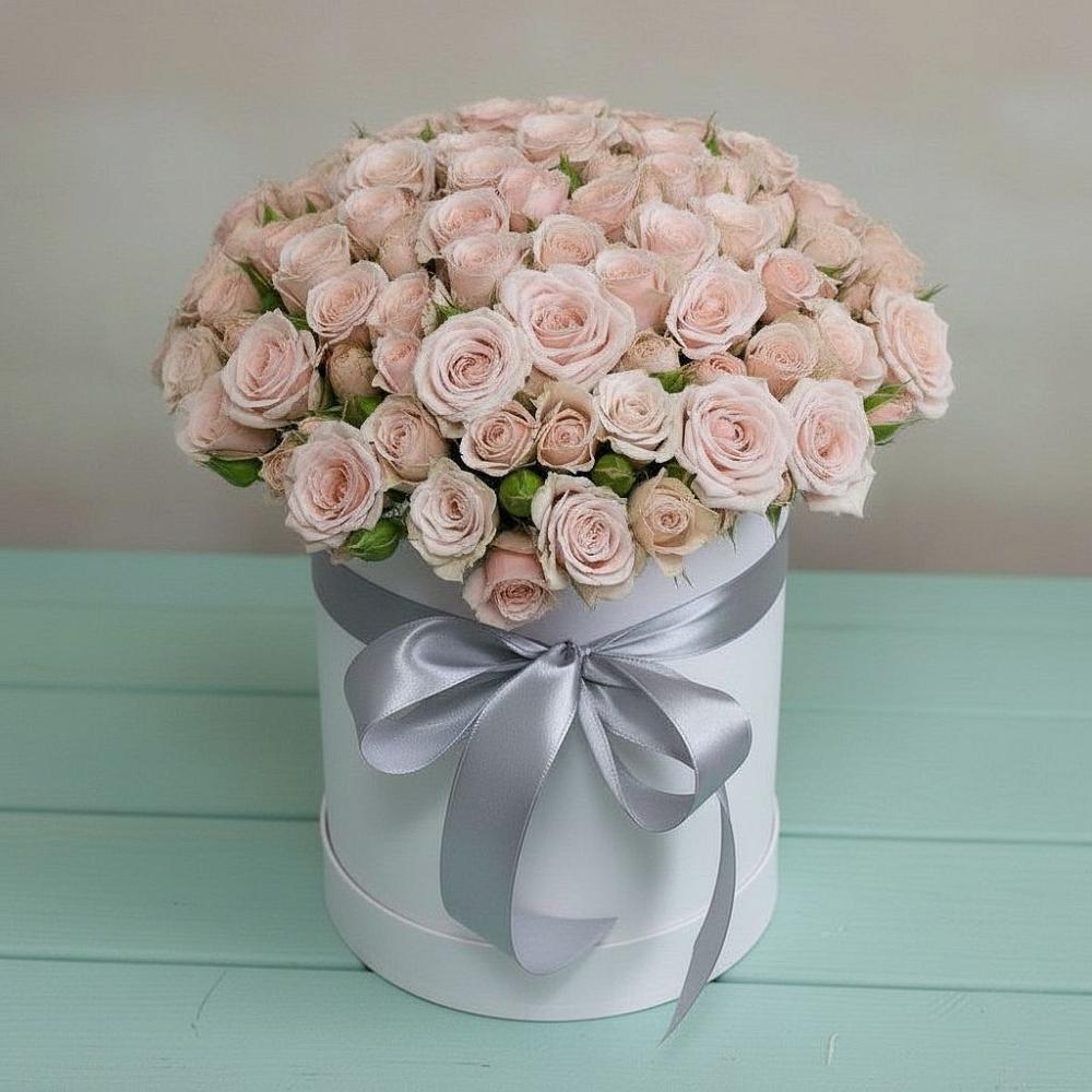 Цветочная композиция из Розы в шляпной коробке в Беляную Гору